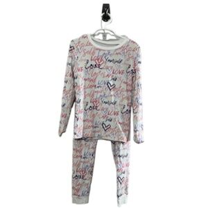 Neon Rebels Pajama Set 8 Pink Love Graffiti Retro Classic Preppy Modern School